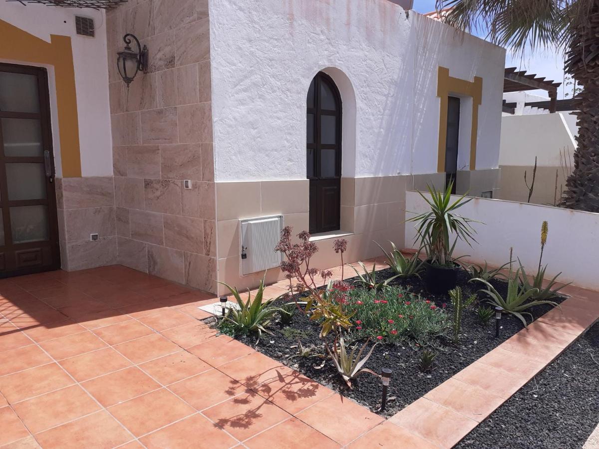 Апартаменти Beautiful Coastline Bungalow Near The Ocean 50 M Коста-де-Антіґуа Екстер'єр фото